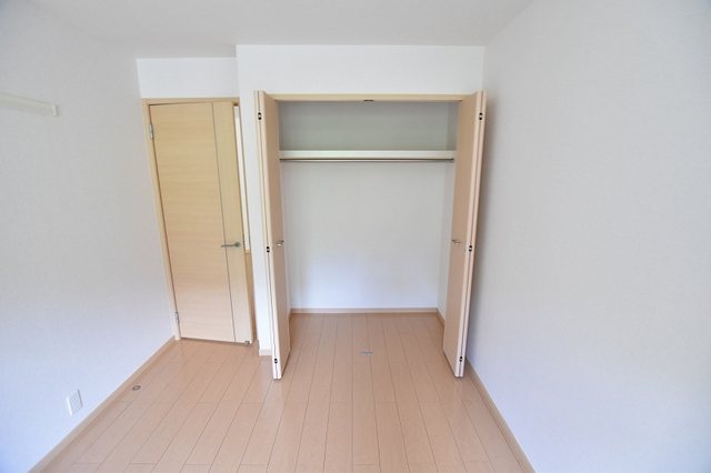 　グランデ・マーカス　C棟　 収納