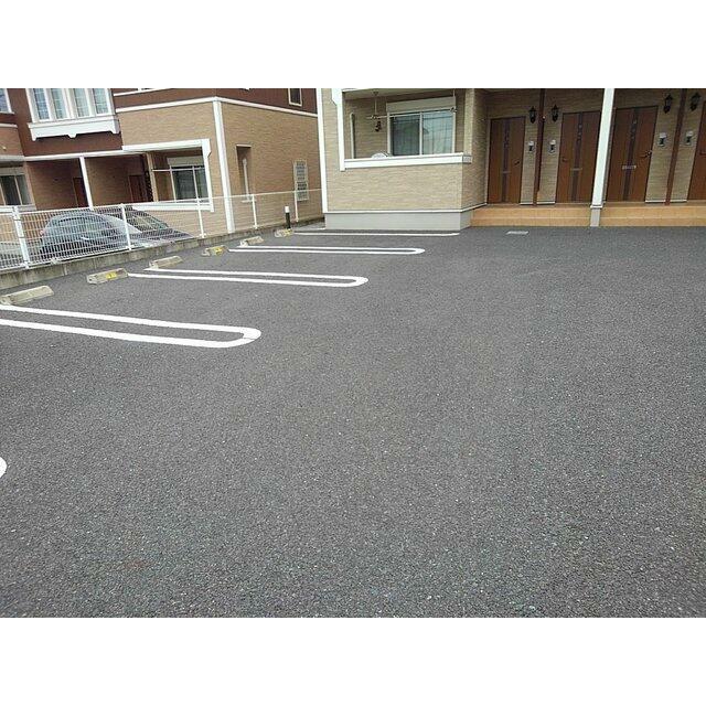 　ラフレシール　Ⅰ棟 駐車場