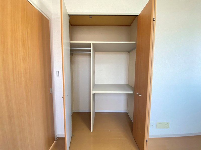 　カトレアハイツ　A 収納