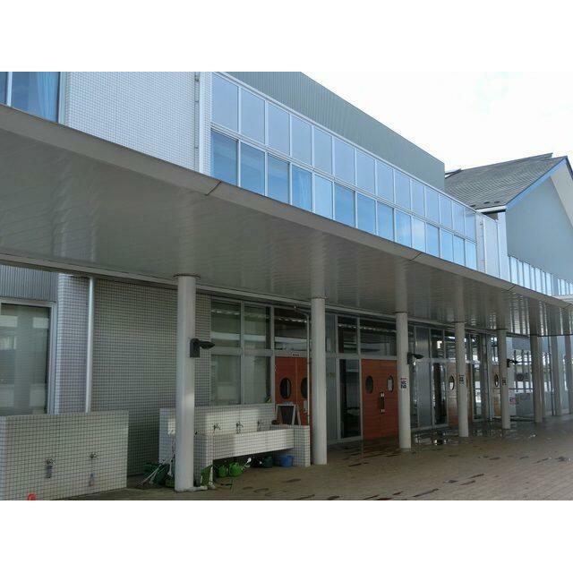 　エレガンス・ゆり　 小学校