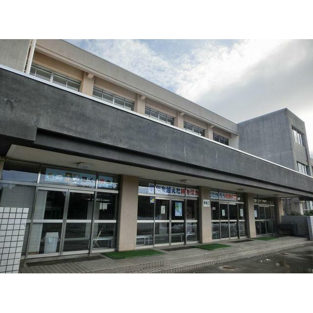 　エレガンス・ゆり　 中学校