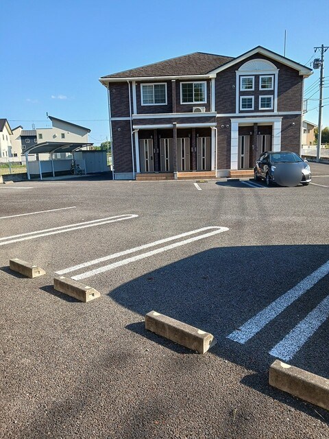 　エリタージュ　Ｂ棟　 駐車場
