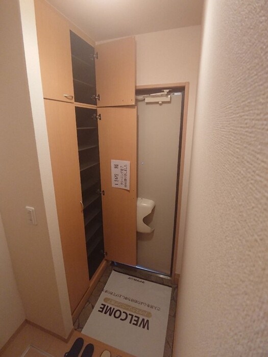 　シルクコート　 玄関