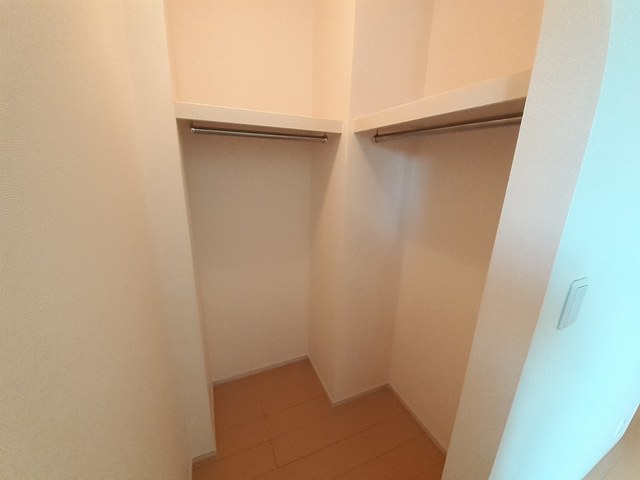 アンジュ 収納