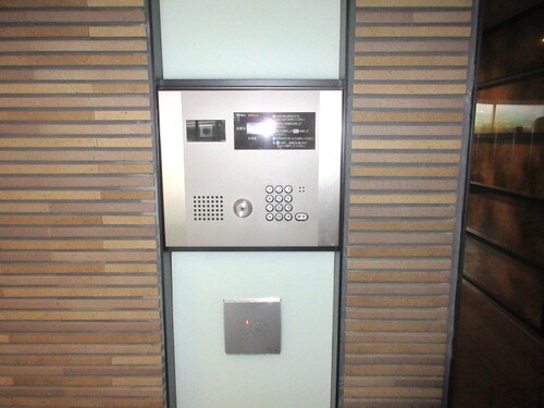 　サーパス駅東公園　 セキュリティ