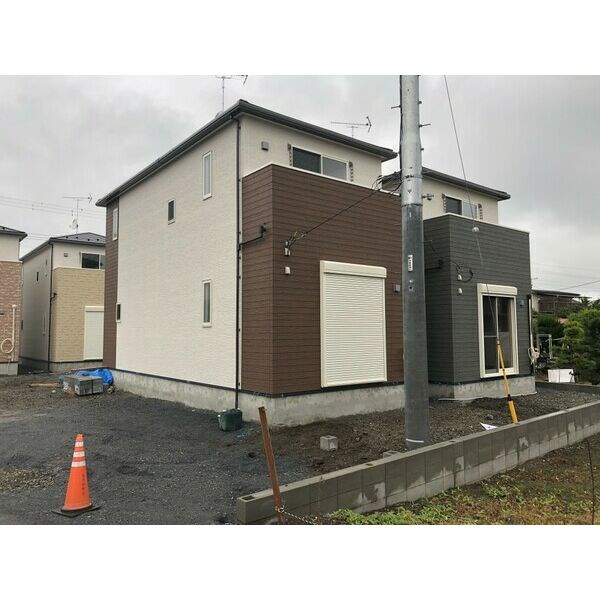 　パストラル 駐車場
