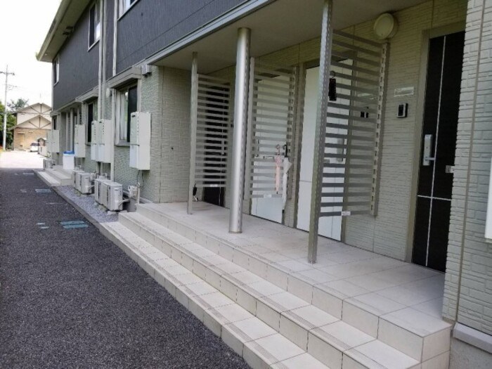 　アマルフィ東三島　Ａ エントランス