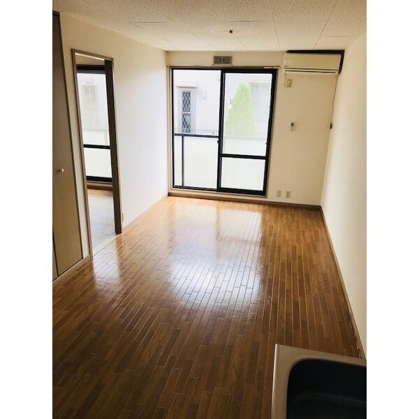 　グランナチュール宝石台　B棟(南) リビング