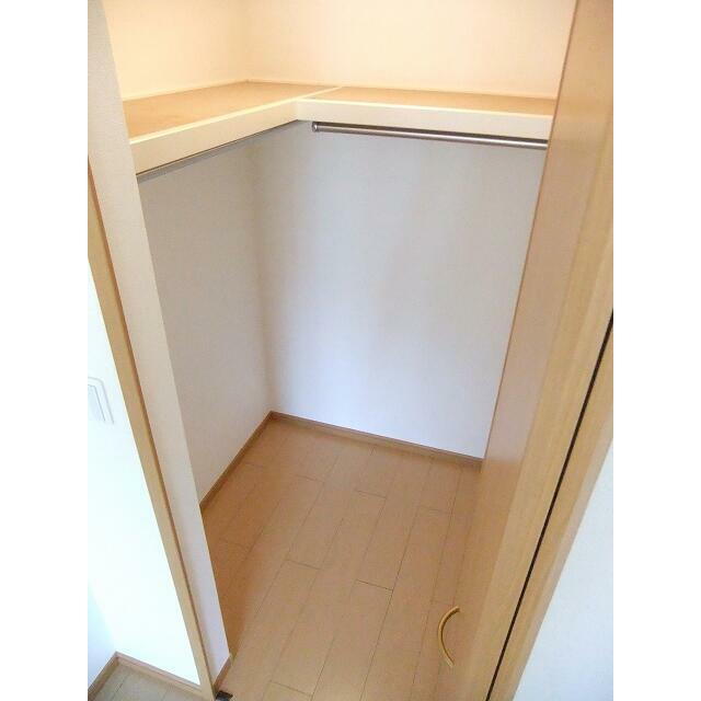 　ブランシェ　エレガン 収納