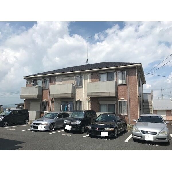 　エターナル　D棟 駐車場