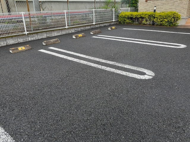 シェモアＡ 駐車場