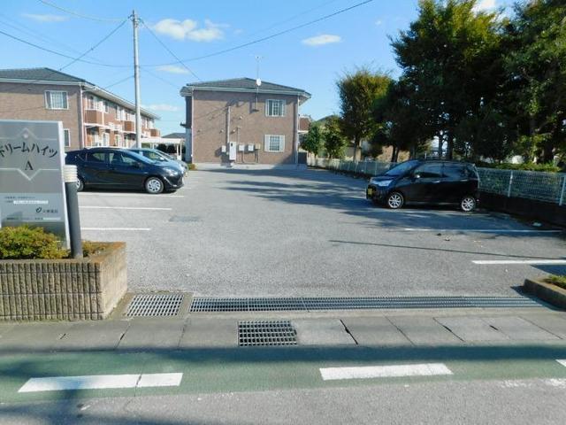ドリームハイツＡ 駐車場