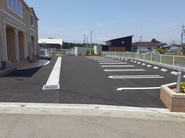 カーサ・ノルド 駐車場
