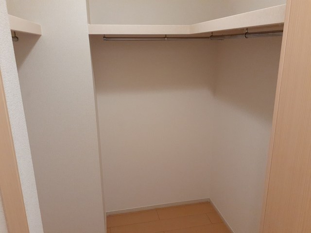 ボヌールハイツ 収納