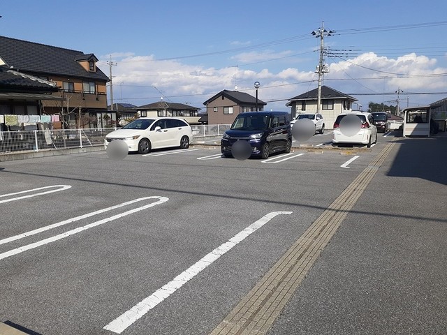 ヴィオラ・アビタートＡ 駐車場