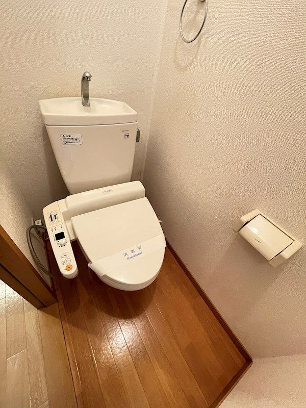 　アンソレイエ　F棟 トイレ