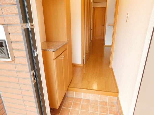 サンプラザＢ 玄関
