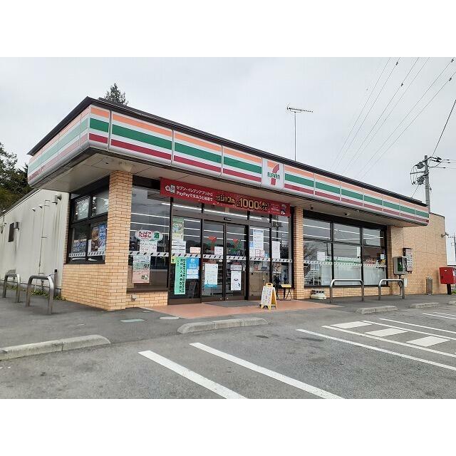 　アリエーテ　Ｄ棟 コンビニ