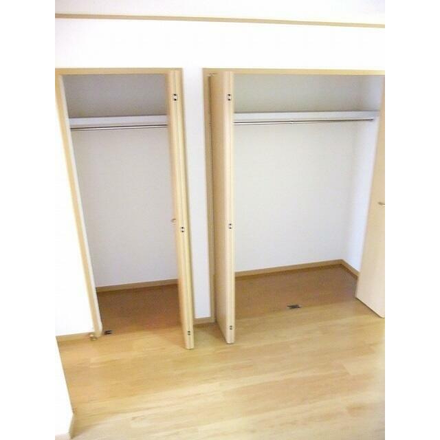 　ウィスタリア　Ａ棟 収納