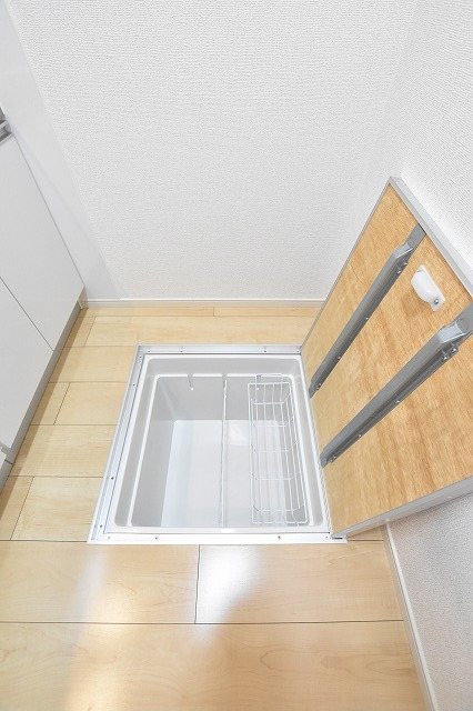 　クレセント　Ｄ棟 収納