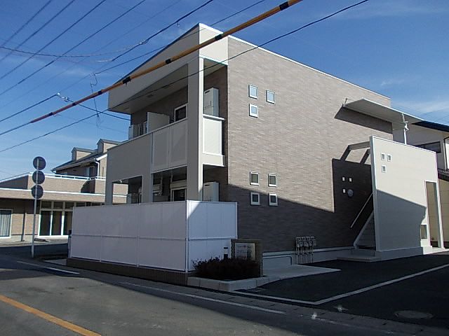 ラポレネス 外観