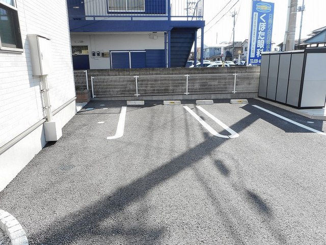ニューオールリバー 駐車場