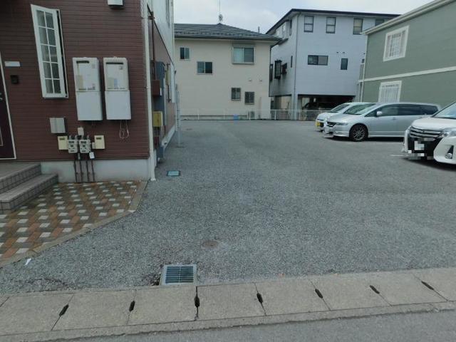 エスポワール壱番館 駐車場
