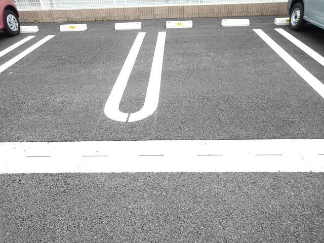 パールＮＩＲＡＧＡＷＡ　Ⅱ 駐車場