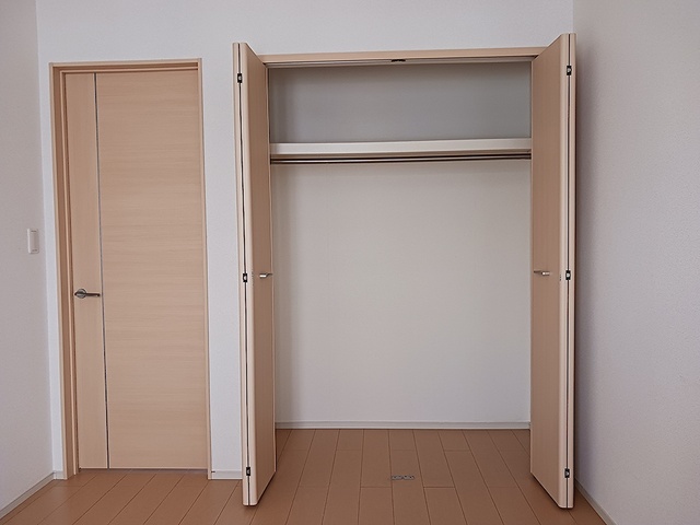 アザレア六番館 収納