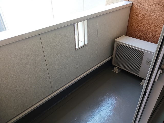 アザレア六番館 ベランダ