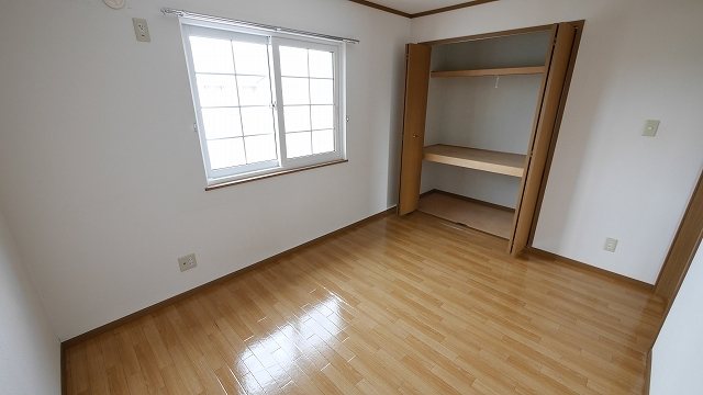 　東三島５７５ハイツ　Ｃ棟 収納