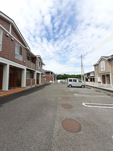アルテミスＢ 駐車場