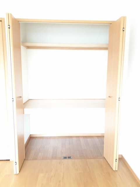 アルテミスＢ 収納