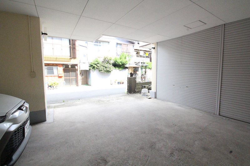 東中本1丁目モータープール その他