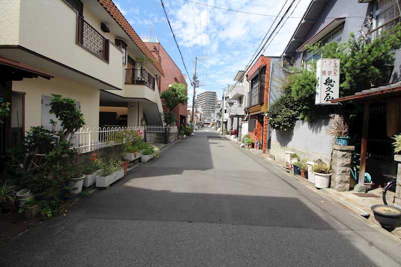 東中本1丁目モータープール その他