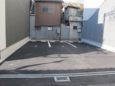 大阪府大阪市城東区中浜１丁目16-13 玄関