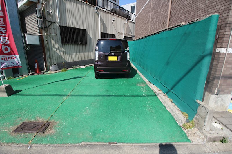 アールエステート株式会社月極駐車場 駐車場