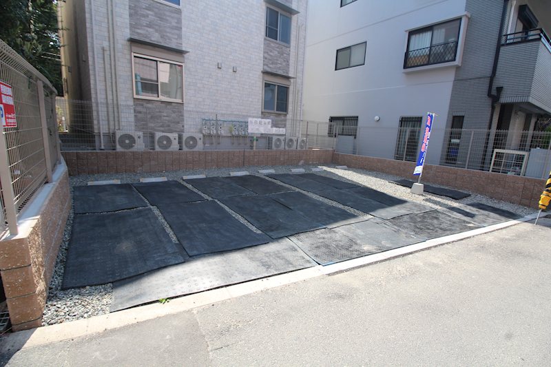 金岡駐車場 外観