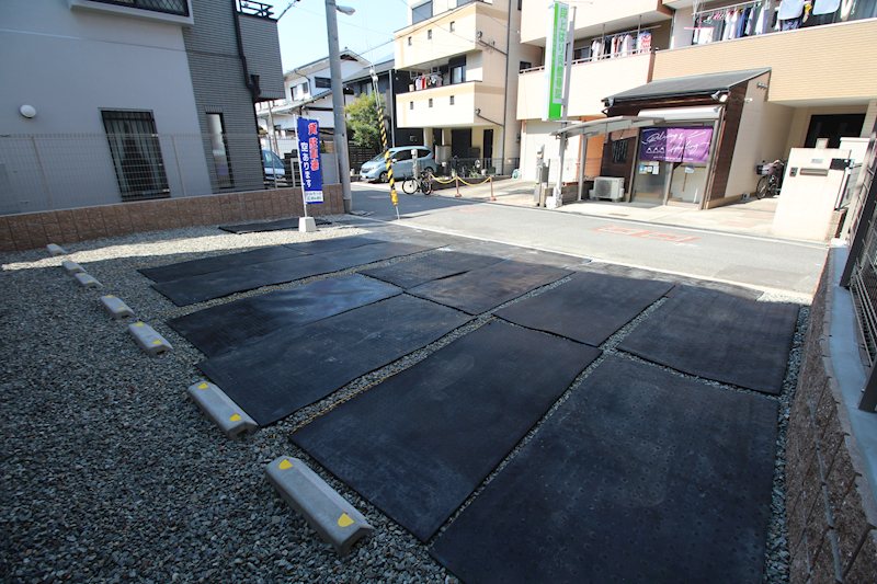 金岡駐車場 玄関