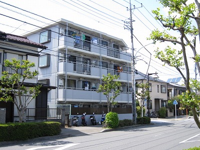 新栄ハイツ 外観