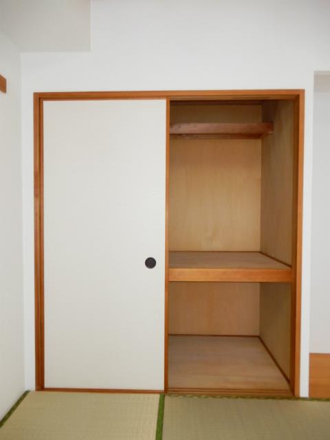 ＮＩＣＥステージ湘南つつじが丘 収納
