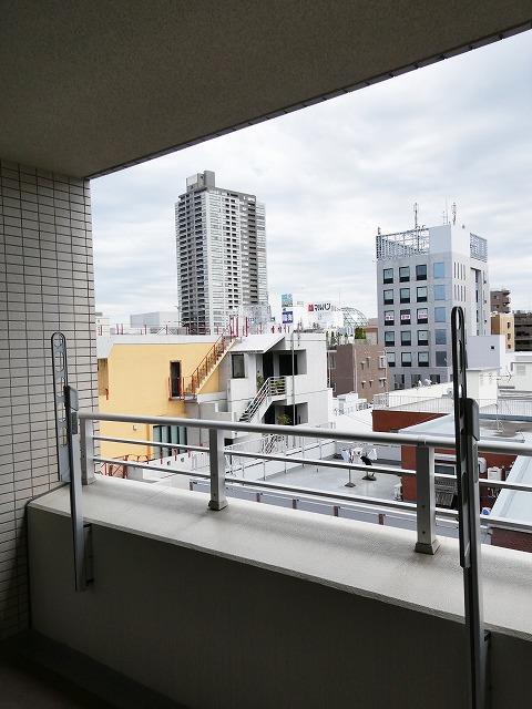 プラウド横濱鶴見 ベランダ