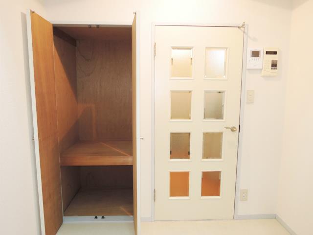 クレセント池上 収納