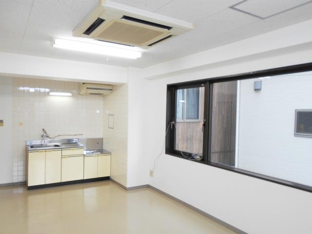 ブロードマンション キッチン