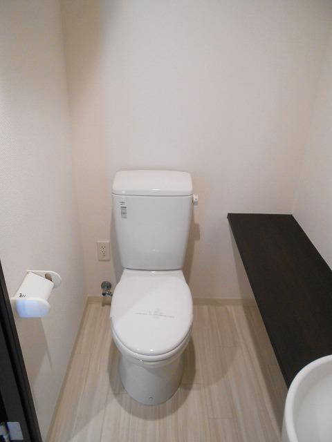 コニファー新子安 トイレ