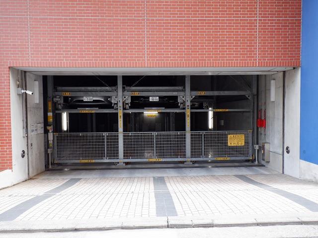 ロワール横濱レムナンツ 駐車場