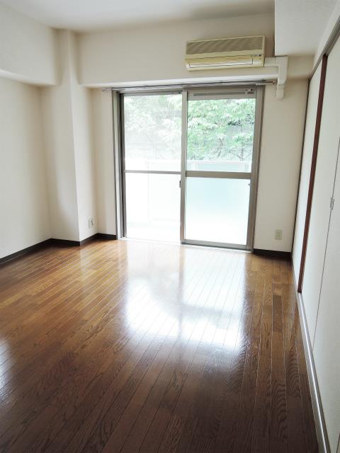 ガルファーサ新横浜 リビング