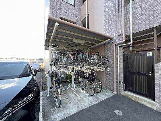 サークビルズⅢ 中学校