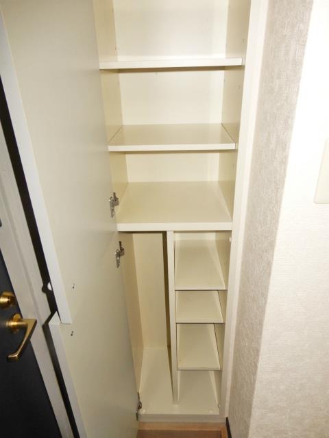メゾンミール元住吉 収納