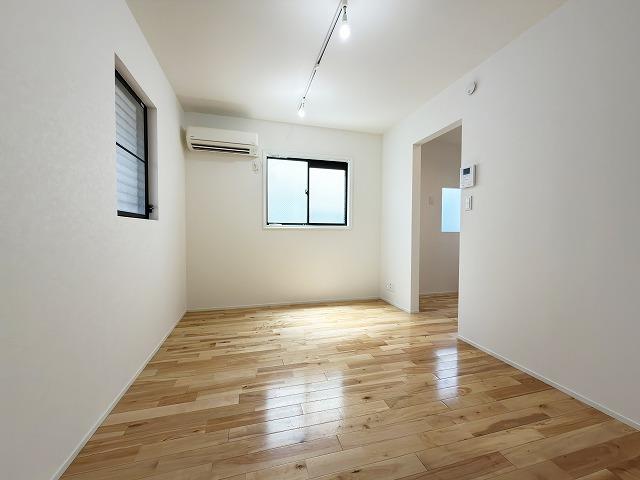 Ｐｉｎｅ　Ｔｒｅｅ リビング
